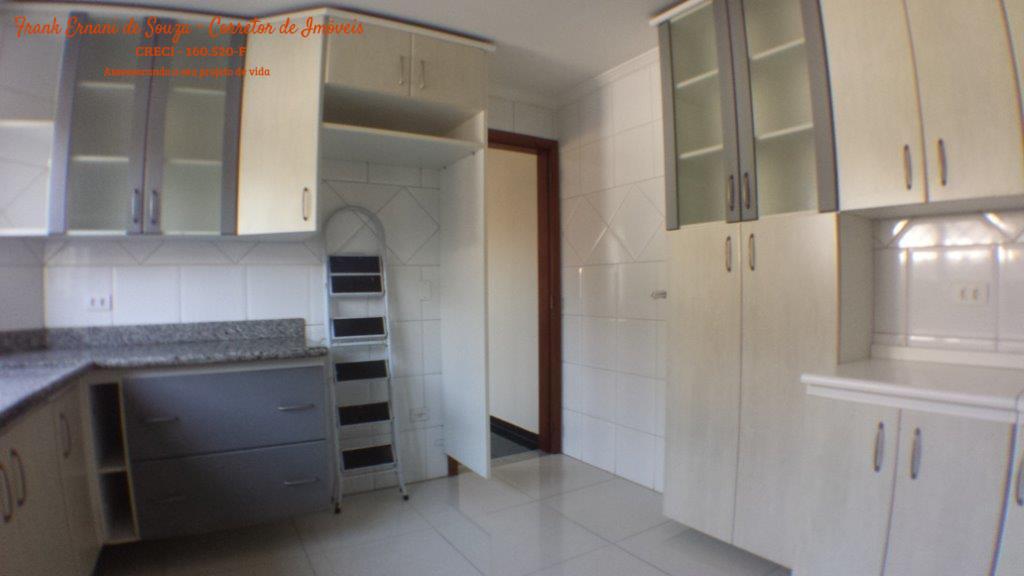 Sobrado à venda com 4 quartos, 220m² - Foto 29