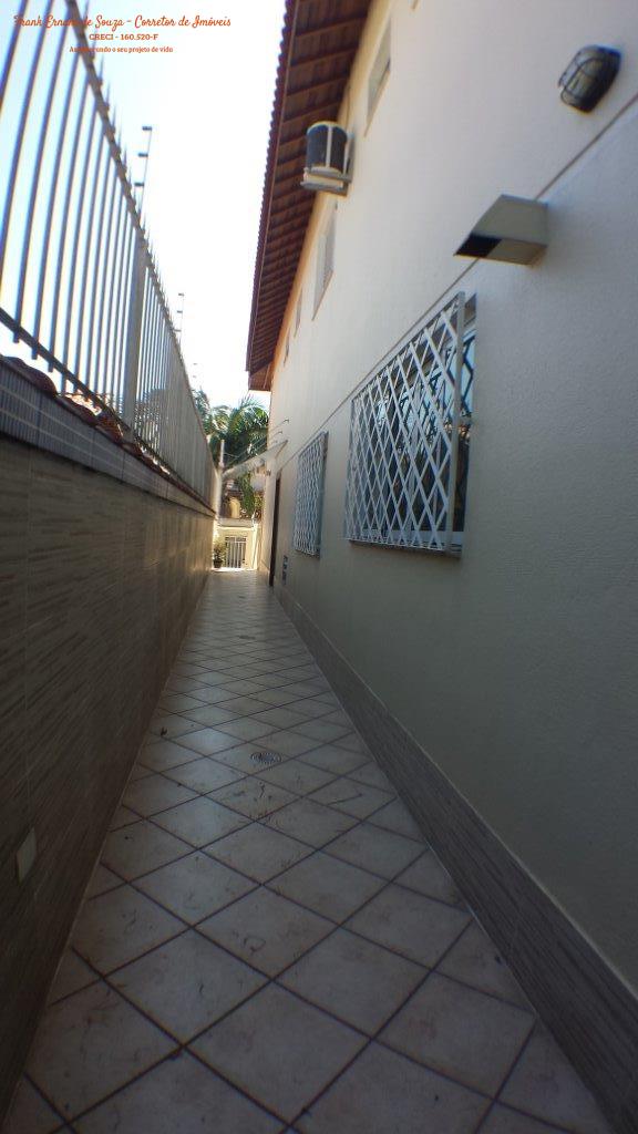 Sobrado à venda com 4 quartos, 220m² - Foto 4