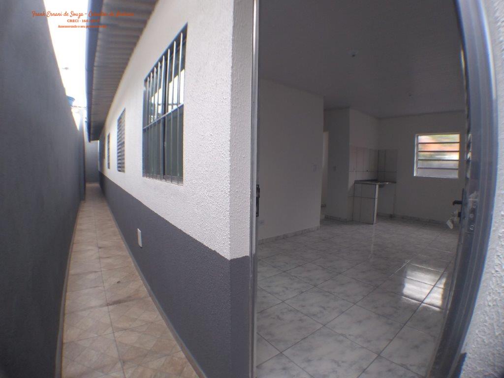 Casa para alugar com 1 quarto, 35m² - Foto 4