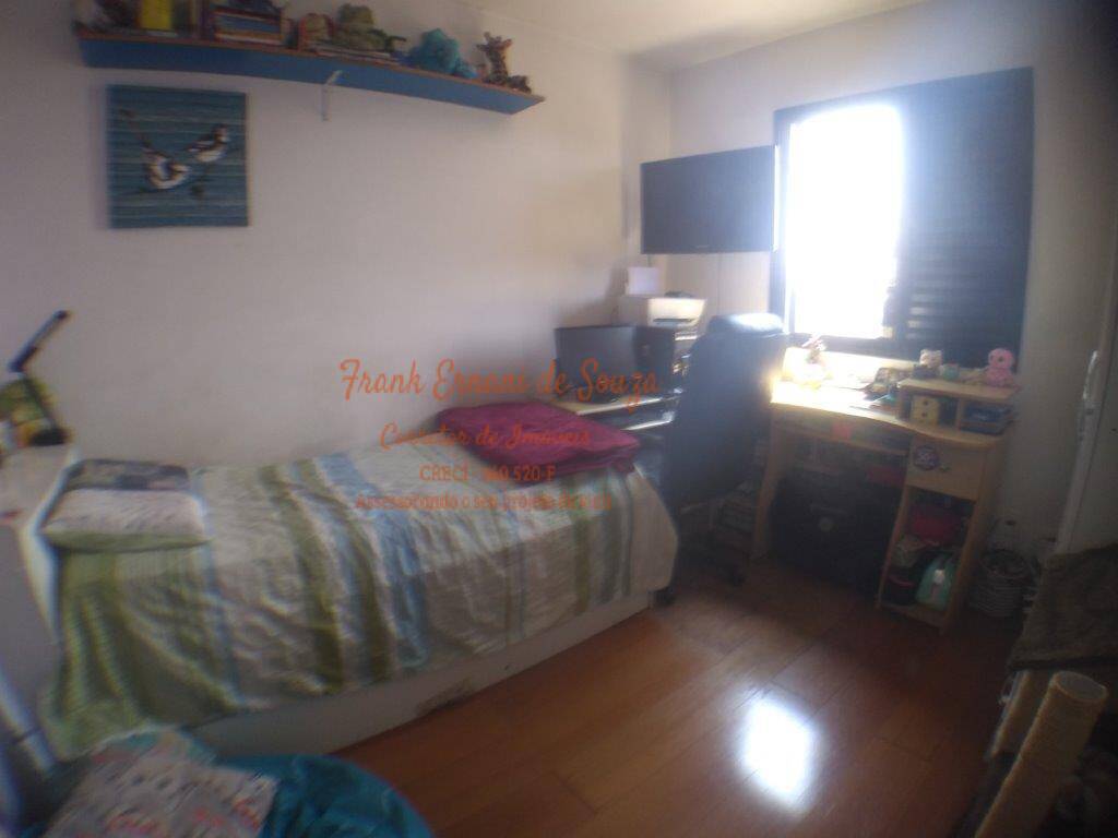 Apartamento à venda com 3 quartos, 75m² - Foto 9