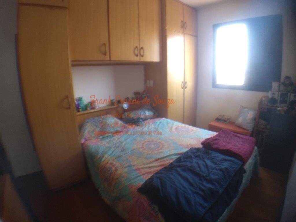 Apartamento à venda com 3 quartos, 75m² - Foto 7