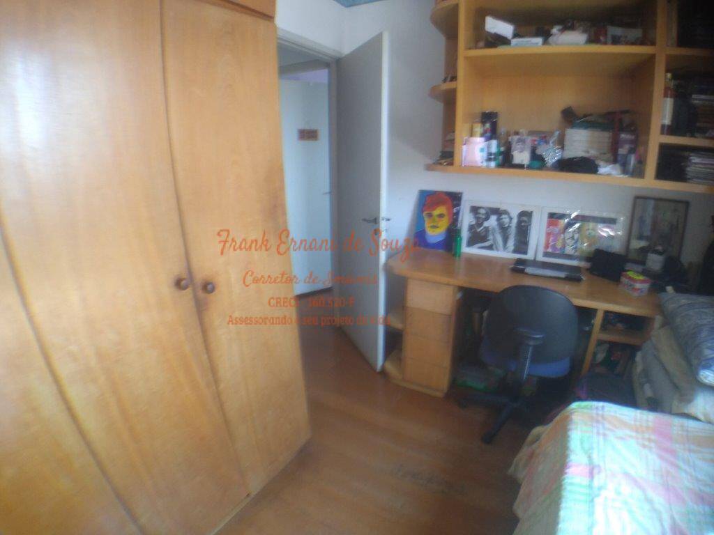 Apartamento à venda com 3 quartos, 75m² - Foto 11