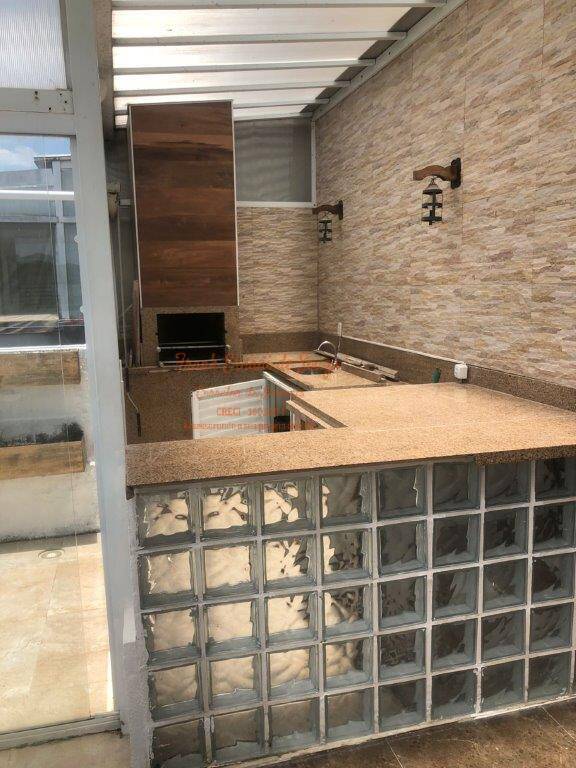 Cobertura à venda com 2 quartos, 129m² - Foto 1