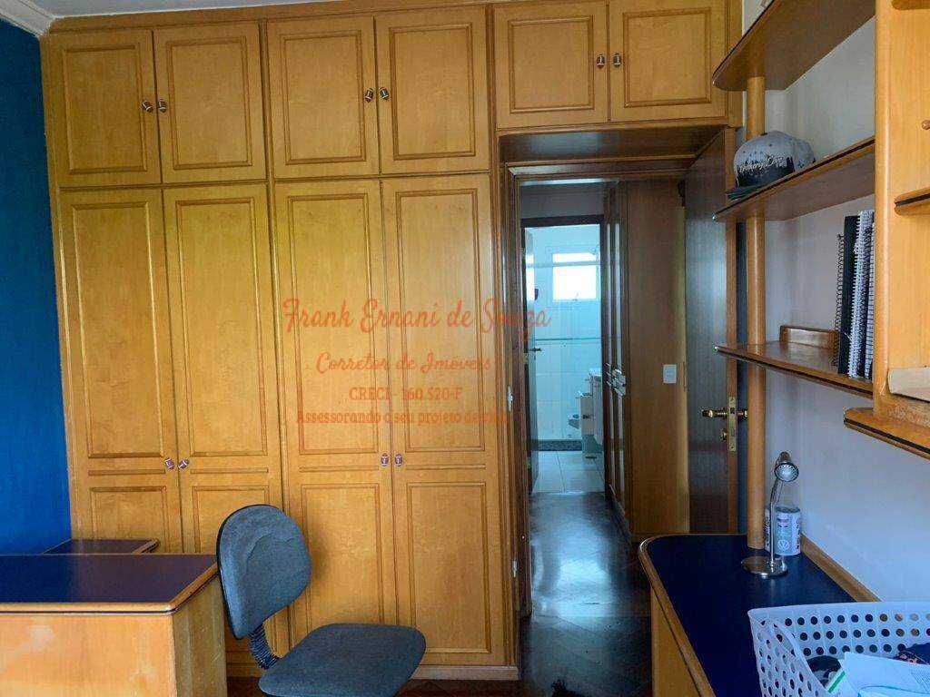 Apartamento à venda com 3 quartos, 154m² - Foto 12