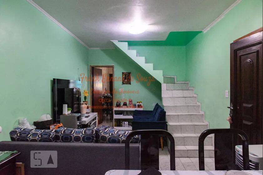 Sobrado à venda com 2 quartos, 100m² - Foto 4