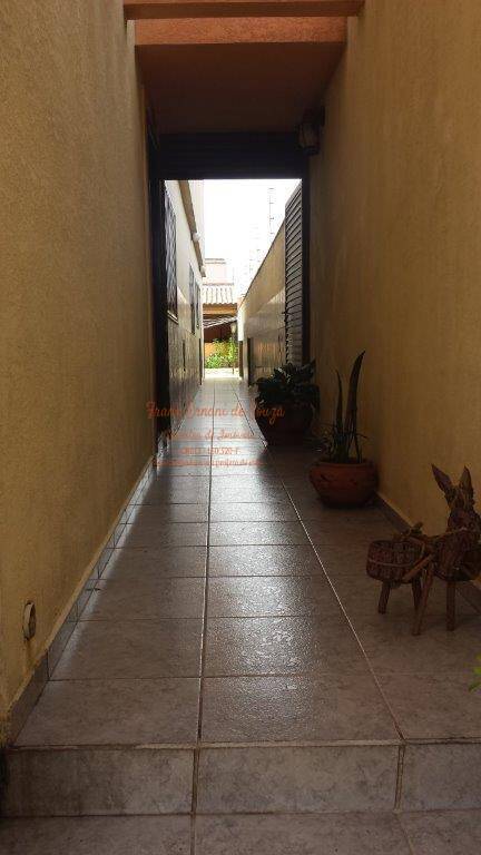 Sobrado à venda com 4 quartos, 200m² - Foto 48