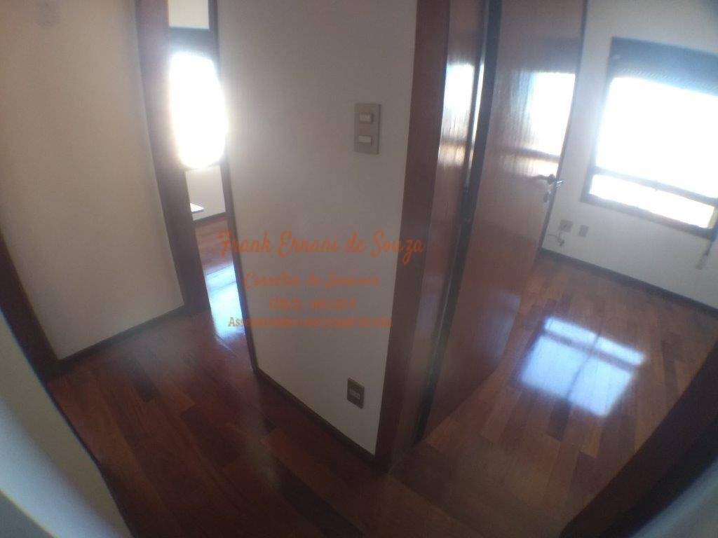 Apartamento à venda com 3 quartos, 86933m² - Foto 1