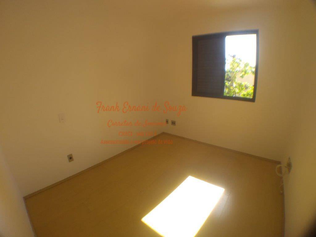 Apartamento para alugar com 1 quarto, 37m² - Foto 11