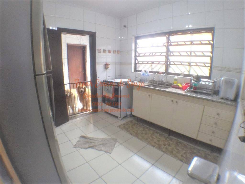 Sobrado à venda com 4 quartos, 200m² - Foto 17