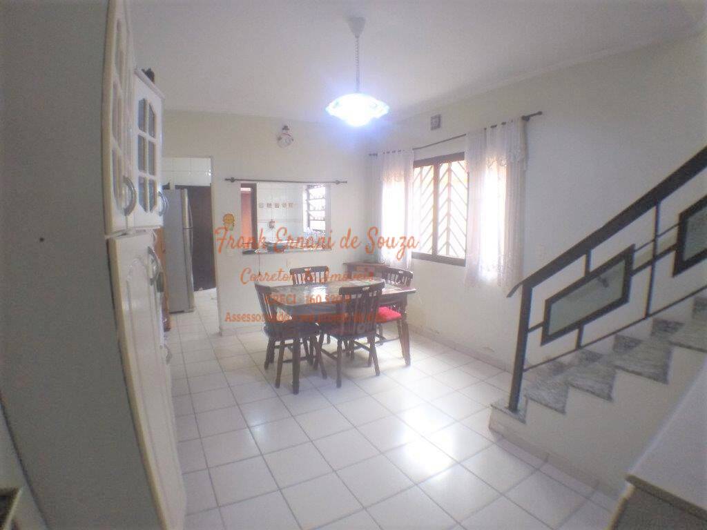 Sobrado à venda com 4 quartos, 200m² - Foto 14