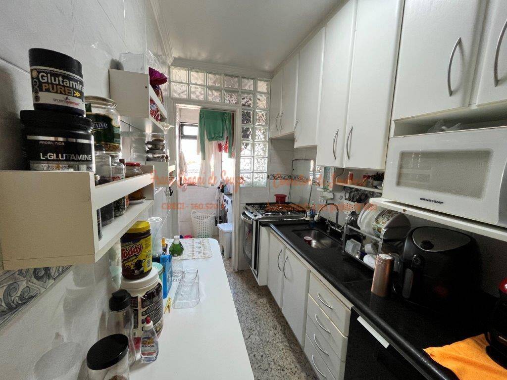 Apartamento à venda com 3 quartos, 75m² - Foto 18