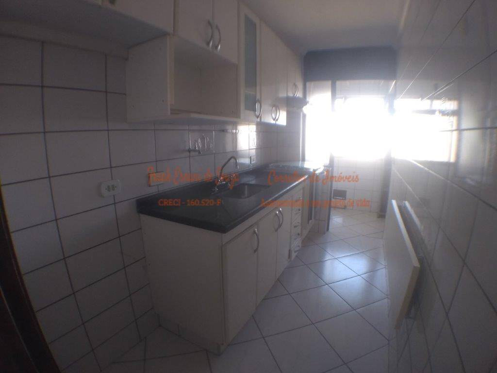 Apartamento à venda com 3 quartos, 75m² - Foto 26