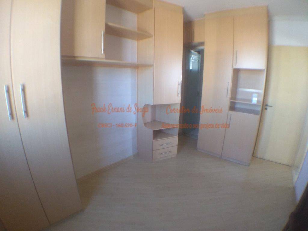 Apartamento à venda com 3 quartos, 75m² - Foto 20