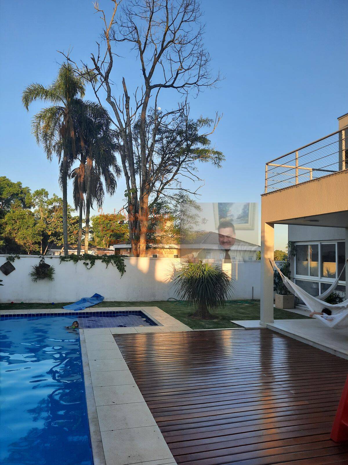 Casa de Condomínio à venda com 5 quartos, 550m² - Foto 2