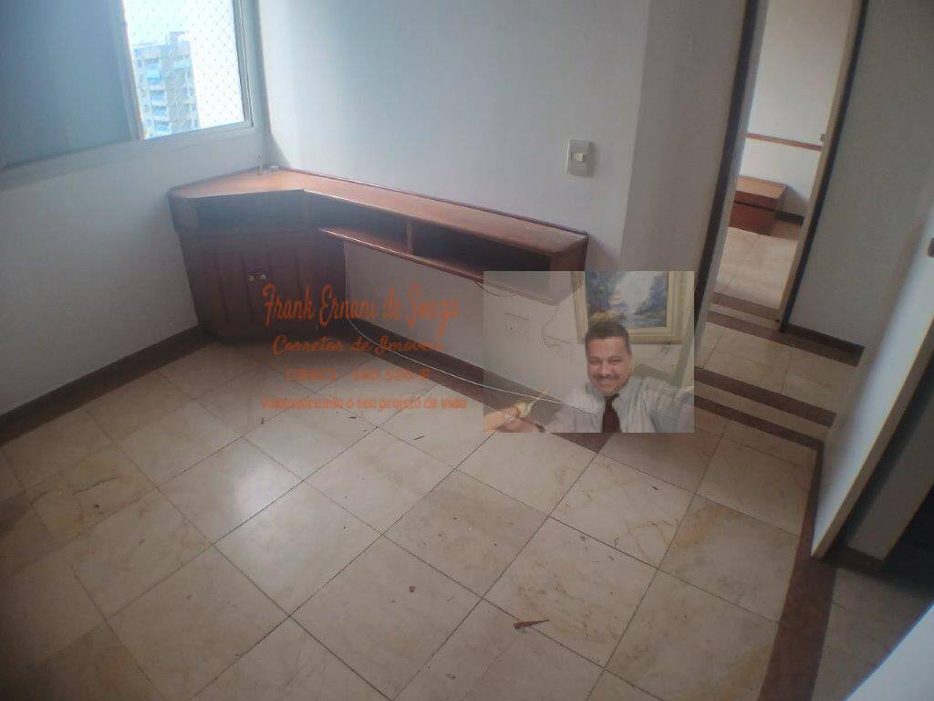 Apartamento à venda com 3 quartos, 119m² - Foto 19