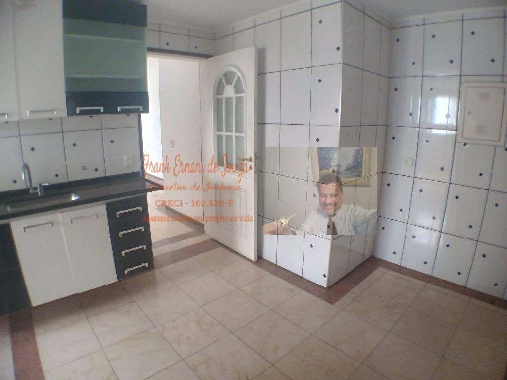 Apartamento à venda com 3 quartos, 119m² - Foto 26