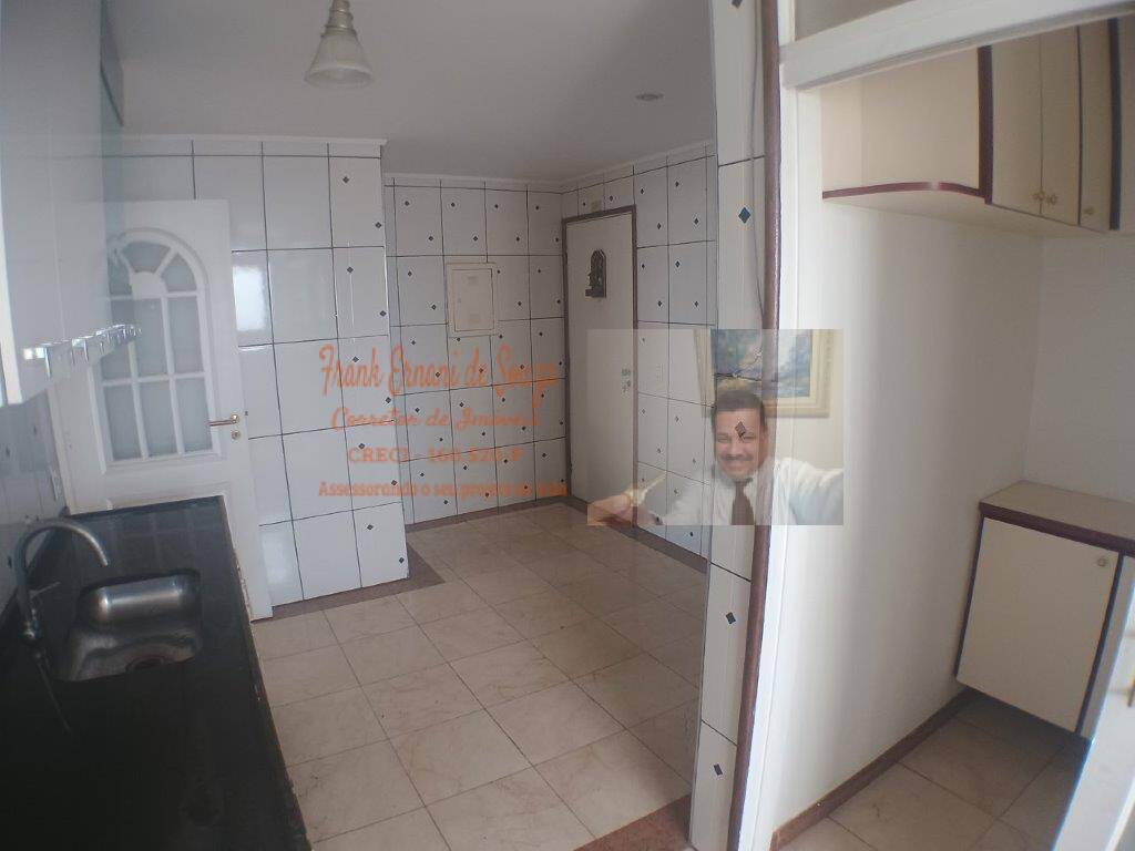 Apartamento à venda com 3 quartos, 119m² - Foto 27