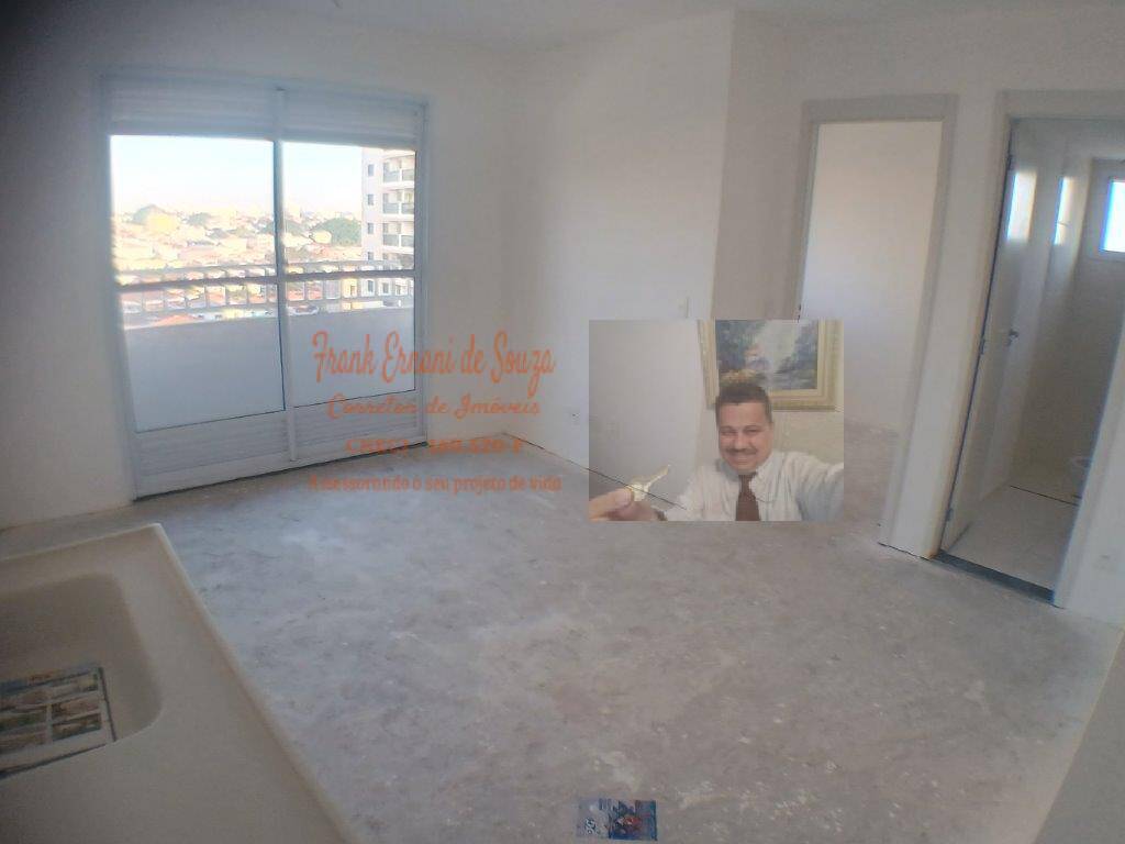 Apartamento à venda com 1 quarto, 32m² - Foto 2