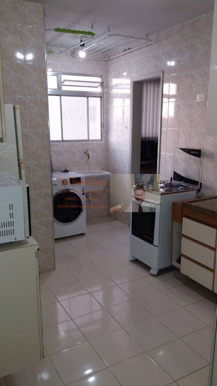 Apartamento à venda com 2 quartos, 64m² - Foto 15