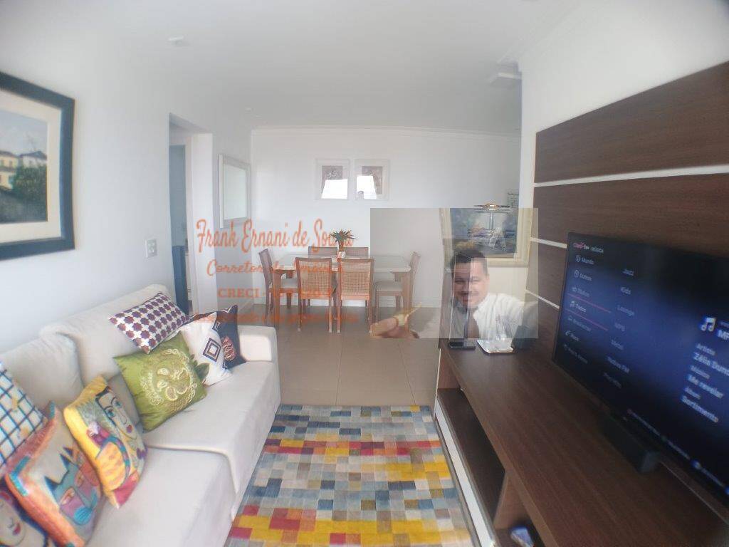 Apartamento à venda com 2 quartos, 62m² - Foto 9